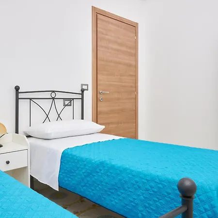 Verdemarino Apartment