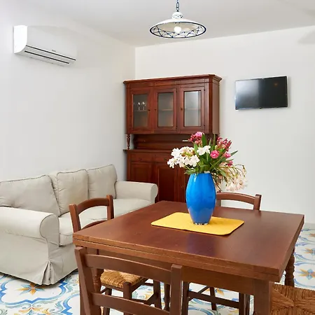 Apartment Verdemarino *