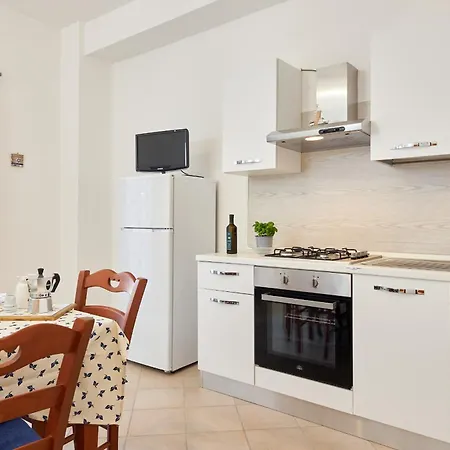 Verdemarino Apartment