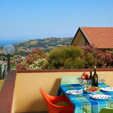 Verdemarino Apartment *